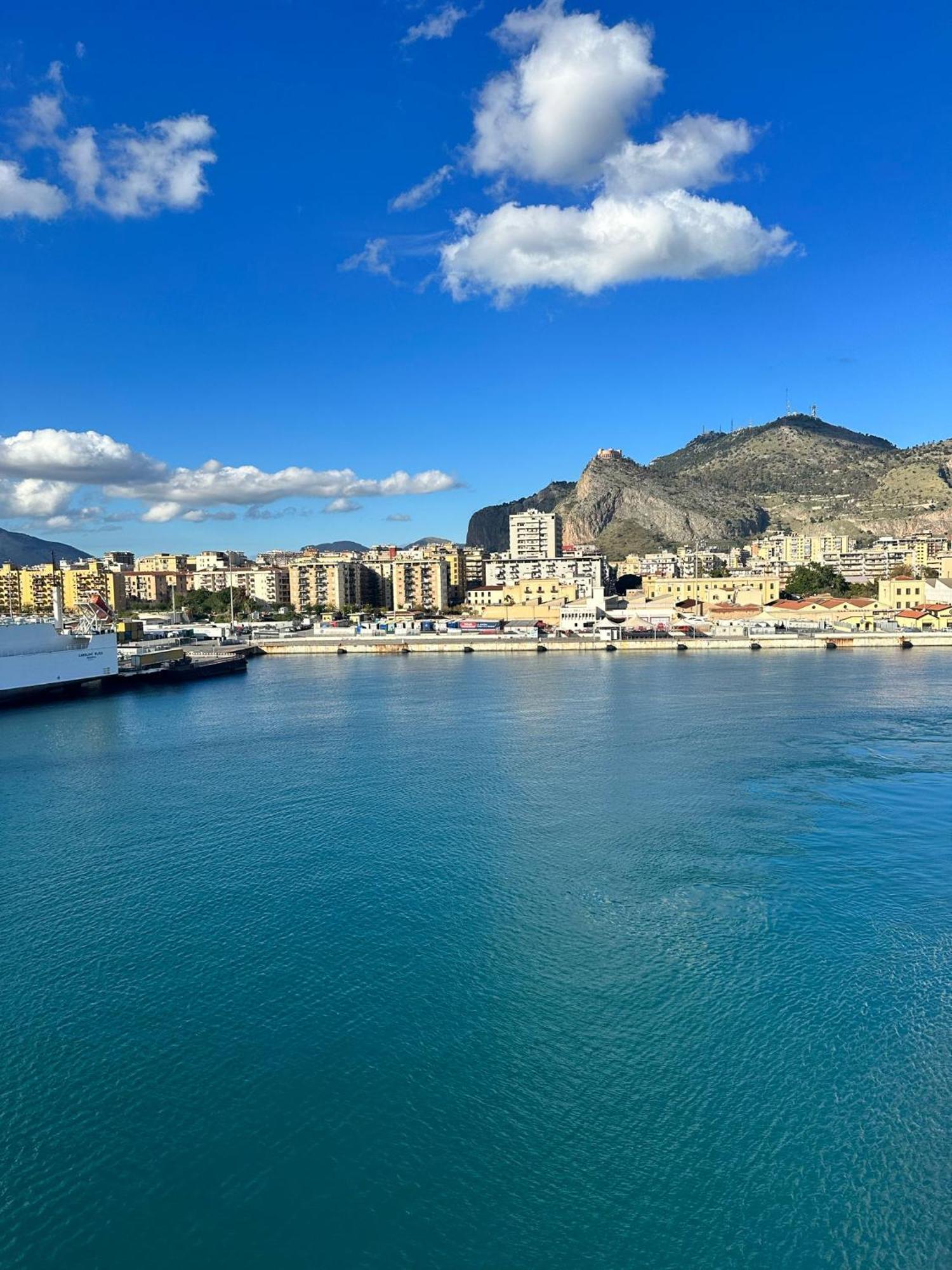 Via Zara Vandrerhjem Palermo Eksteriør bilde